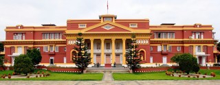 नेकपा अध्यक्ष प्रचण्ड तथा वरिष्ठ नेता नेपाल र खनाल राष्ट्रपति निवासमा