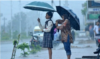 काठमाडौँ, कास्कीसहित यि ८ जिल्लामा भारी वर्षा, सतर्क रहन आह्वान