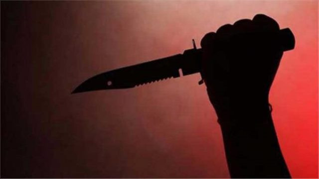 प्रहरी कार्यालय अगाडि नै होटल साहुनीले हवल्दारमाथि चक्कु प्रहार, किन गरिन् यस्तो