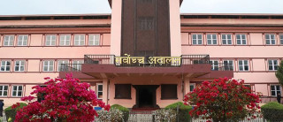 पुनर्बहालीको माग गर्दै चार पूर्वमाओवादी नेता सर्वोच्चमा