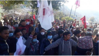 भीम रावलको गृहजिल्लामा ओली समूहको दबदबा, केन्द्रीय नेता आउँदा उर्लियो जनसागर, रावलका कार्यकर्ता भागाभाग !