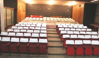 लयमा नफर्किँदै बन्द भए सिनेमा हल