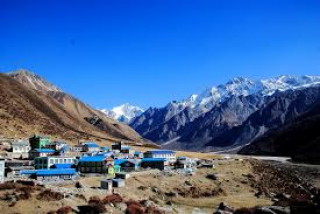 रसुवामा पर्यटक बढ्दै