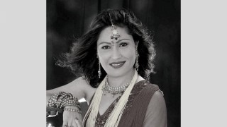 कलाकार जेनी कुवँरद्वारा आत्महत्या