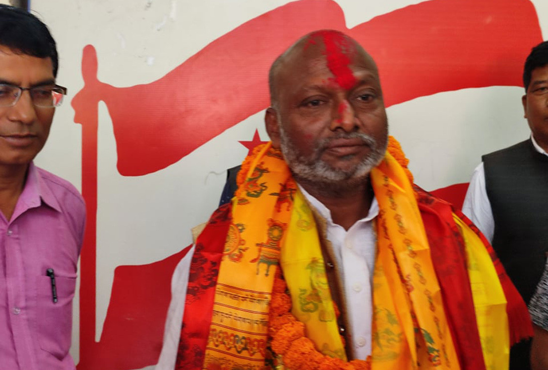 लोसपाका केन्द्रीय सदस्य यादव कांग्रेसमा प्रवेश