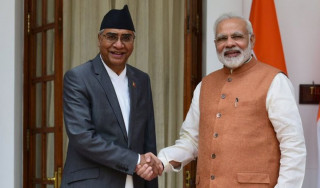 प्रधानमन्त्री देउवाको भारतका प्रधानमन्त्री मोदीसँग भेटवार्ता हुँदै