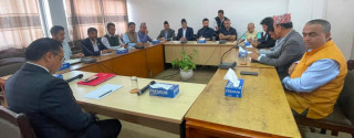 लामिछानेको आह्वानमा सिंहदरबारमा सर्वदलीय बैठक सुरू