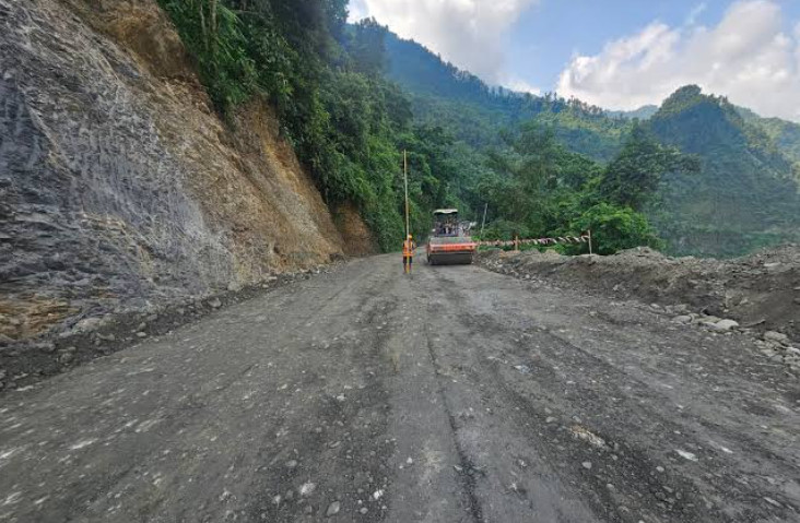 पृथ्वी राजमार्ग दुईतर्फी सञ्चालनमा